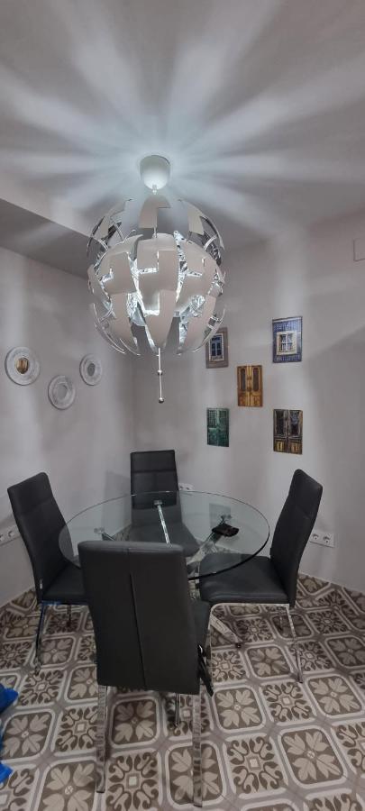Virrey Del Pino - Apartamento En Baena Bagian luar foto
