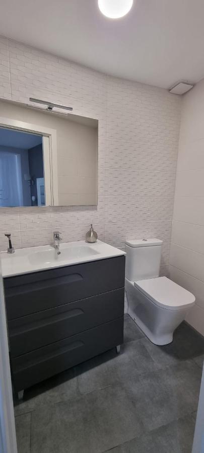 Virrey Del Pino - Apartamento En Baena Bagian luar foto